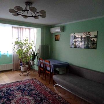 Продам 4к квартиру на початку Харківської