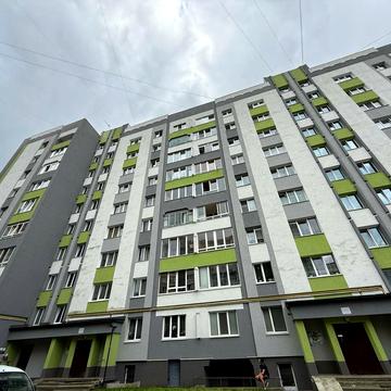 Богдана-Ігора Антонича вул., 32