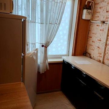 Здам квартиру 2х кімнатну Революційна.