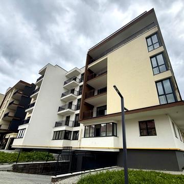 Героїв Крут вул., 6