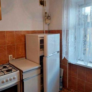 Продаж 1 к кв. в цегляному будинку, Мазепи 179, є бойлер,техніка,меблі