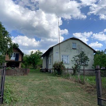 Продаж цегляного будинку та гаражу з прибудовою в с.Модричі