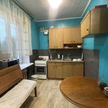 Продається двоокімнатна квартира