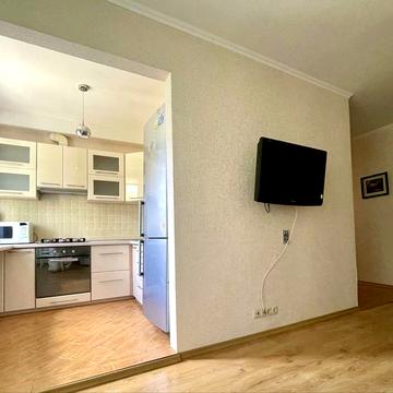 Продаж 2-кімнатної квартири в центрі — готове житло без вкладень