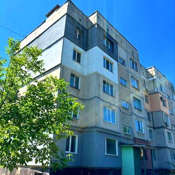 Продам власну 2-кімнатну квартиру місто Лозова