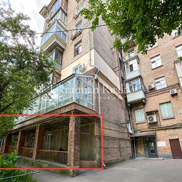 Михайла Грушевського вул., 34/1