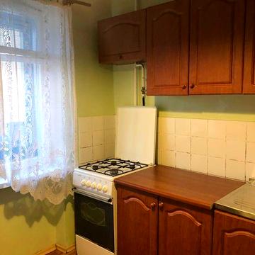 Голосеевская метро, Голосеевский проспект 108/2