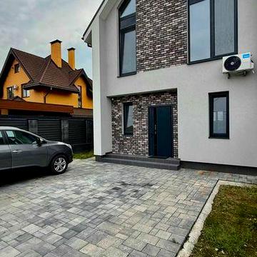 Продам Таунхаус з ремонтом м. Бровари