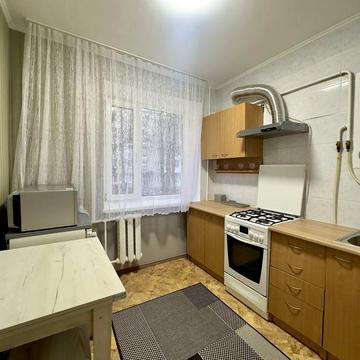 1-кімн. квартира по вул.Кн.Романа, р-н Чайки,