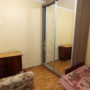 Сдаю 1 к/к ул.Театральная/пр.Богоявленский,первый этаж