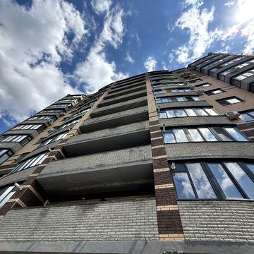 Ж К Театральний.Продаж 2х квартири. ЖК Театральний