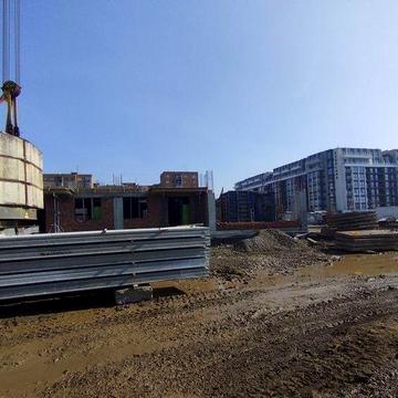 Продається 2-кімнатна квартира, West towers
Код: 5830*