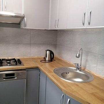 Здається 2 кімнатна квартира по вул. Петлюри