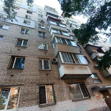 Старокозацька вул. (Комсомольська), 3