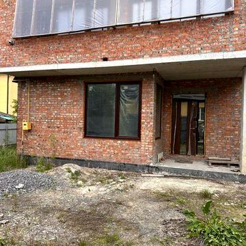 Продаж окремо стоячого будинку Львів