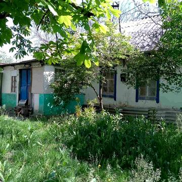 Будинок з земельною ділянкою 40 соток 20000грн.