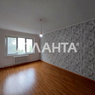 Академіка Корольова вул., 80