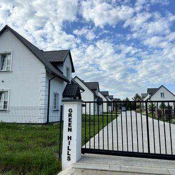 Будинок в передмісті Львова біля Брюхович KM “Green Hills”