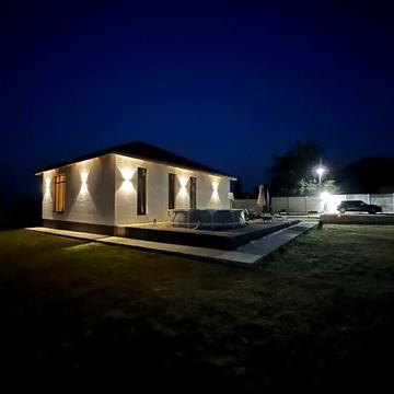 Новый шикарный современный дом 86 м2 в 10 минутах от победы