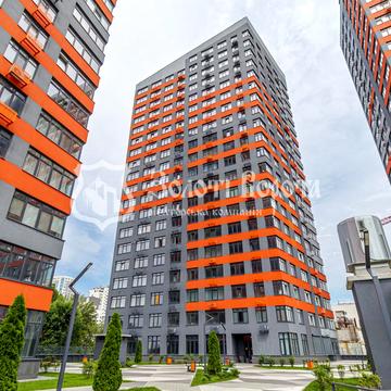 Чернігівська вул., 8б