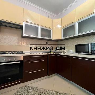 Науки просп., 42/1 к11