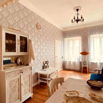 Ніжинська вул., 22