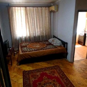 Сдам 1 однокомнатную квартиру  на Малом Рынке
