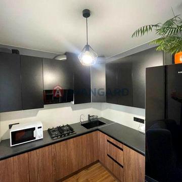 Продам 3к квартиру с ремонтом проспект Науки