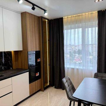 Шикарна 1-кім. з стильним ремонтом,поруч центру, ТОП ЦІНА, БЕЗ КОМІСІЇ