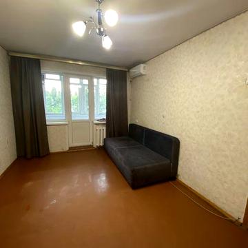 Продам однокімнатну квартиру в центрі