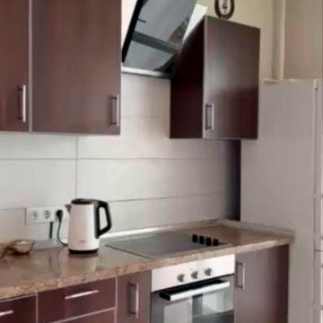 Сдам 2 комнатную квартиру в новострое на Алексеевке