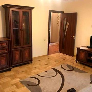 Здається 1-кімнатна квартира з євроремонтом на вул. Варшавська, 136