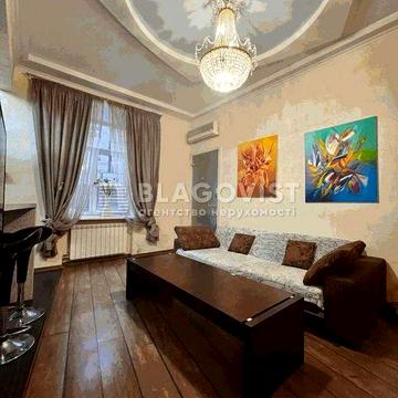 3к 2 пов Хрещатик 25 "Дім з зіркою" 100м , ст.м. Хрещатик