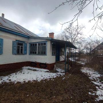 Будинок у СМТ. Драбів