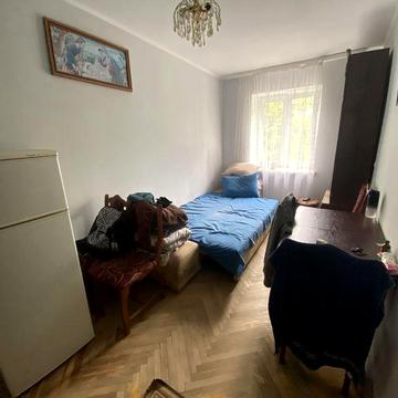 Продаж 2х кімнатної квартири вул.Корінна (р-н Ашану на Чорновола)