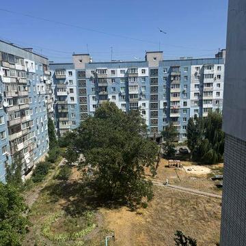 Продам 2 комнатную квартиру в центре города
