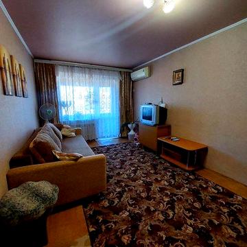 Продаж 2-кімн. квартири на вул. Софії Перовської, пл.В.Великого