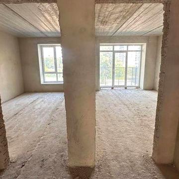 Продаж 3 км квартири в затишному районі