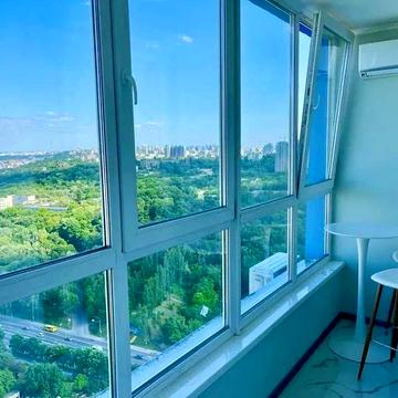 Петропавлівська вул., 40
