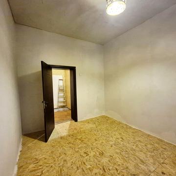 Юрія Пасхаліна вул. (Ілліча), 21