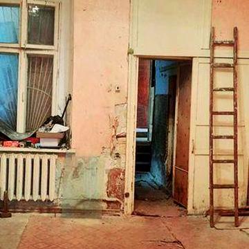 Продам двухкомнатную  квартиру в самом сердце Одессы  пер.Книжный