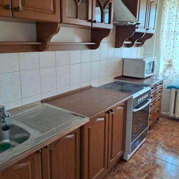 Зарічанська вул., 40