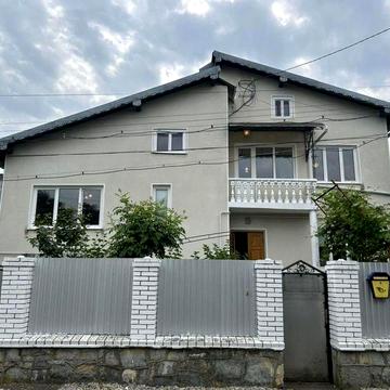 Продається жилий будинок на Пстрака в Коломиї!