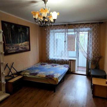 продам 2 кімн кв 3\9 цегла 46\28\6 розділка проспект Миру,косм ремонт