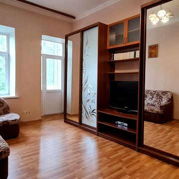 Голосіївський просп. (40-річчя Жовтня), 48