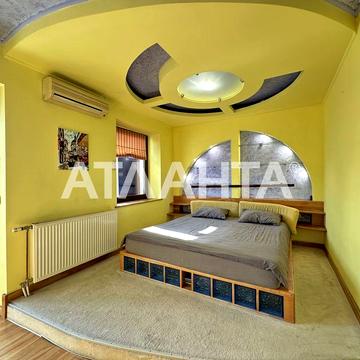 Продаж 3-кім квартири по вул. Під Голоском 17б БЕЗ КОМІСІЇ