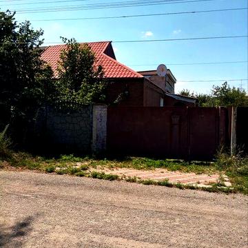 Продам пів будинку статус квартири у Новій Водолазі.гарний торг