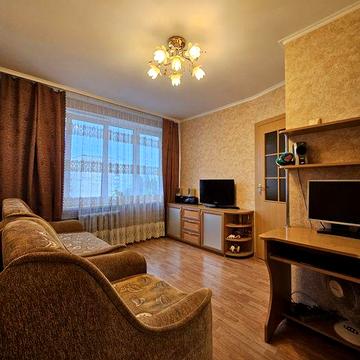 Продам 1 кімнатну метро Мінська, 15 хв.