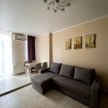 Регенераторна вул., 4
