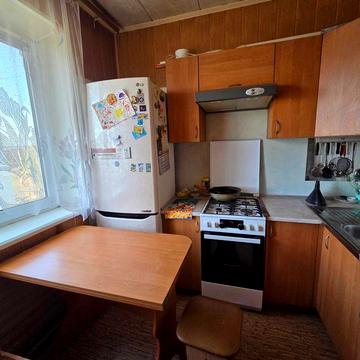 Продаж 3 к.кв., кімнати окремі, /Осипенківський мкр-н./